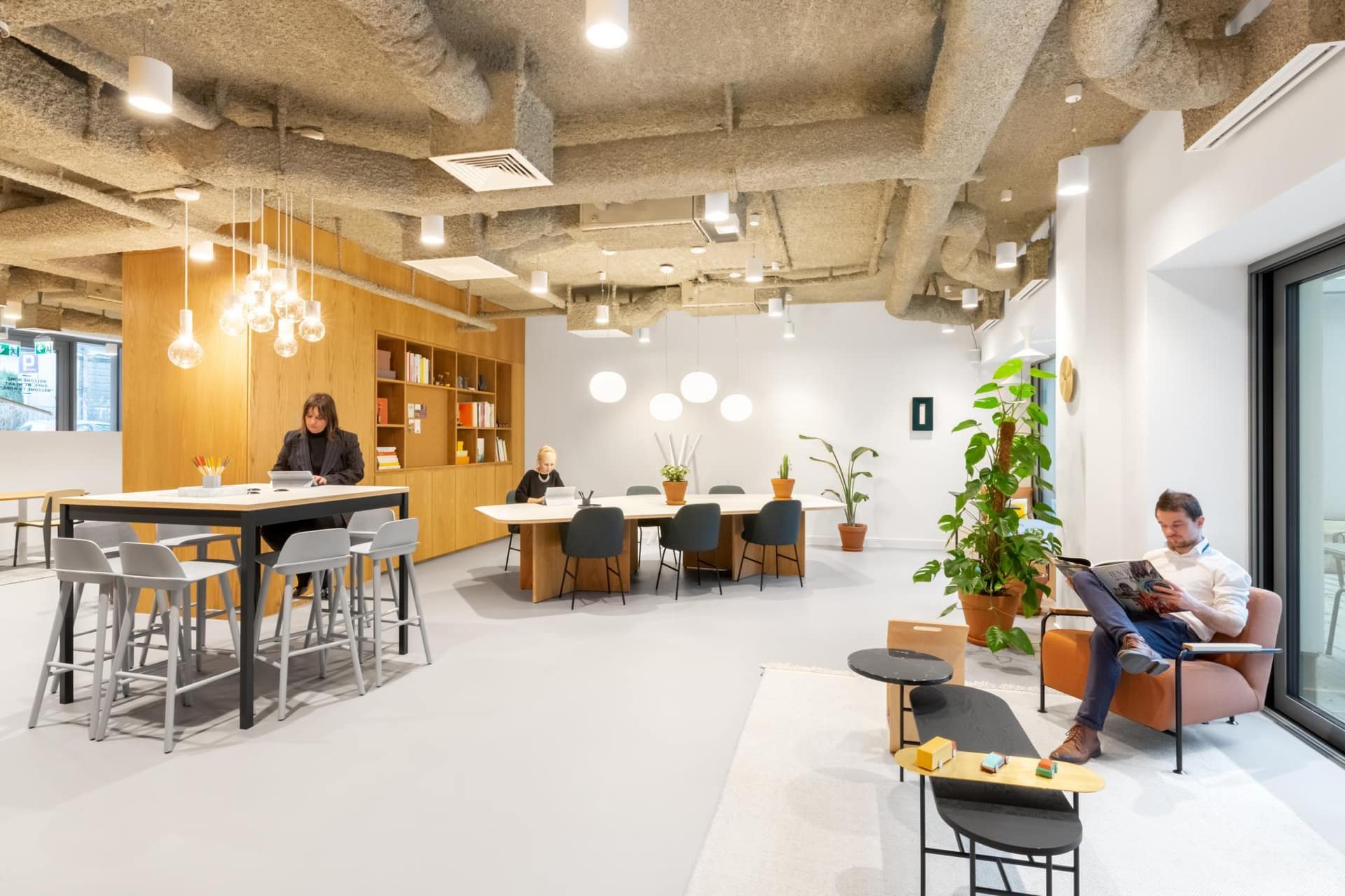 Biura Spaces Fabryka Kart